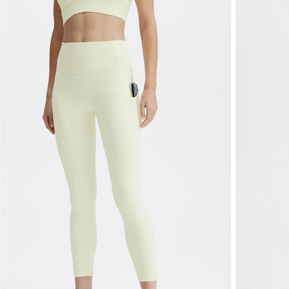 LIKE NEW WORN ONCE! Fabletics Pureluxe High-Waisted Legging Pant Workout Small